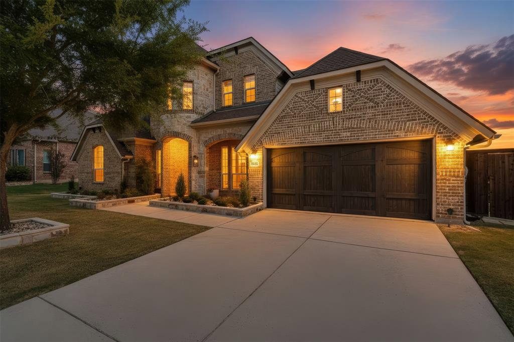 4430 Whispering Lake Drive, photo 2
