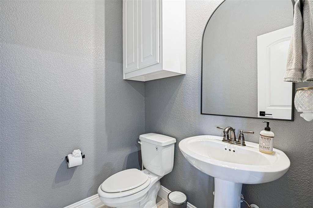 4430 Whispering Lake Drive, photo 11